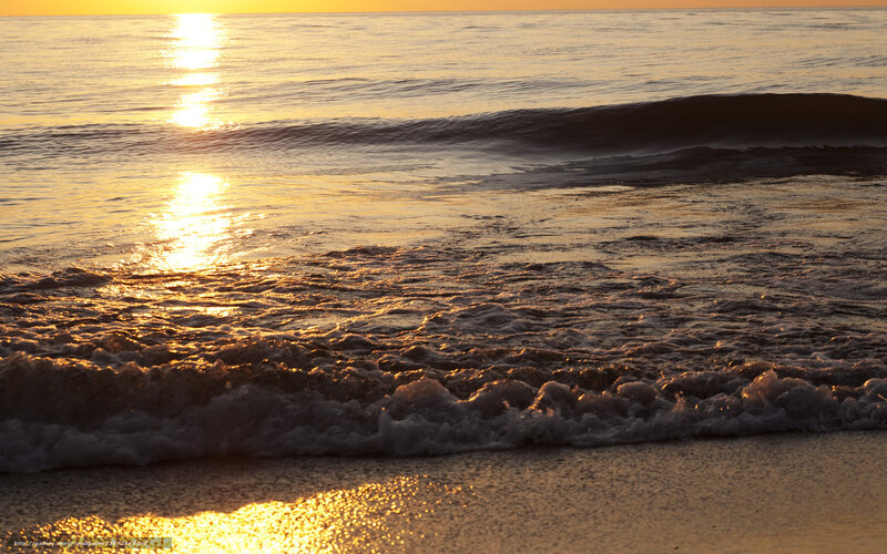 Sunset waves at the beach