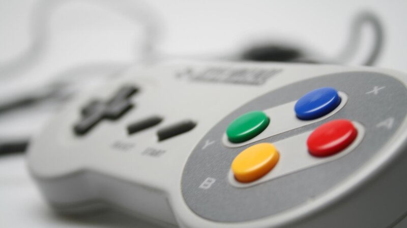 Super Nintendo Controller — Gray