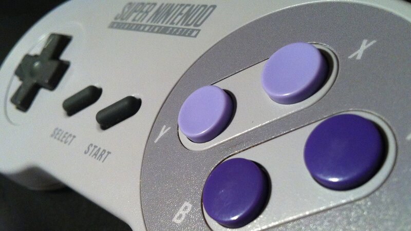 Super Nintendo Controller — White