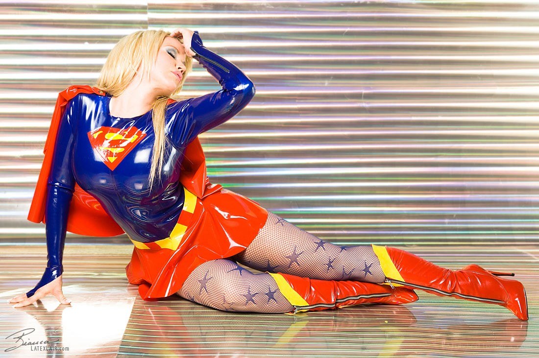 Superman costume cosplay