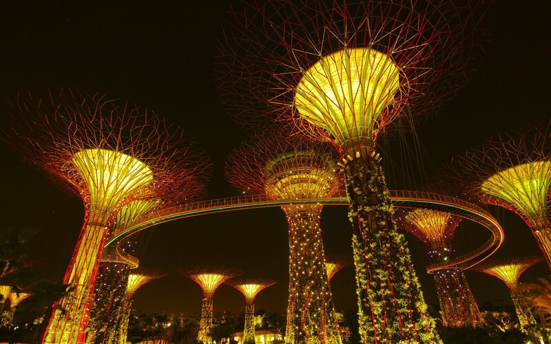 Supertrees at Night — Yellow