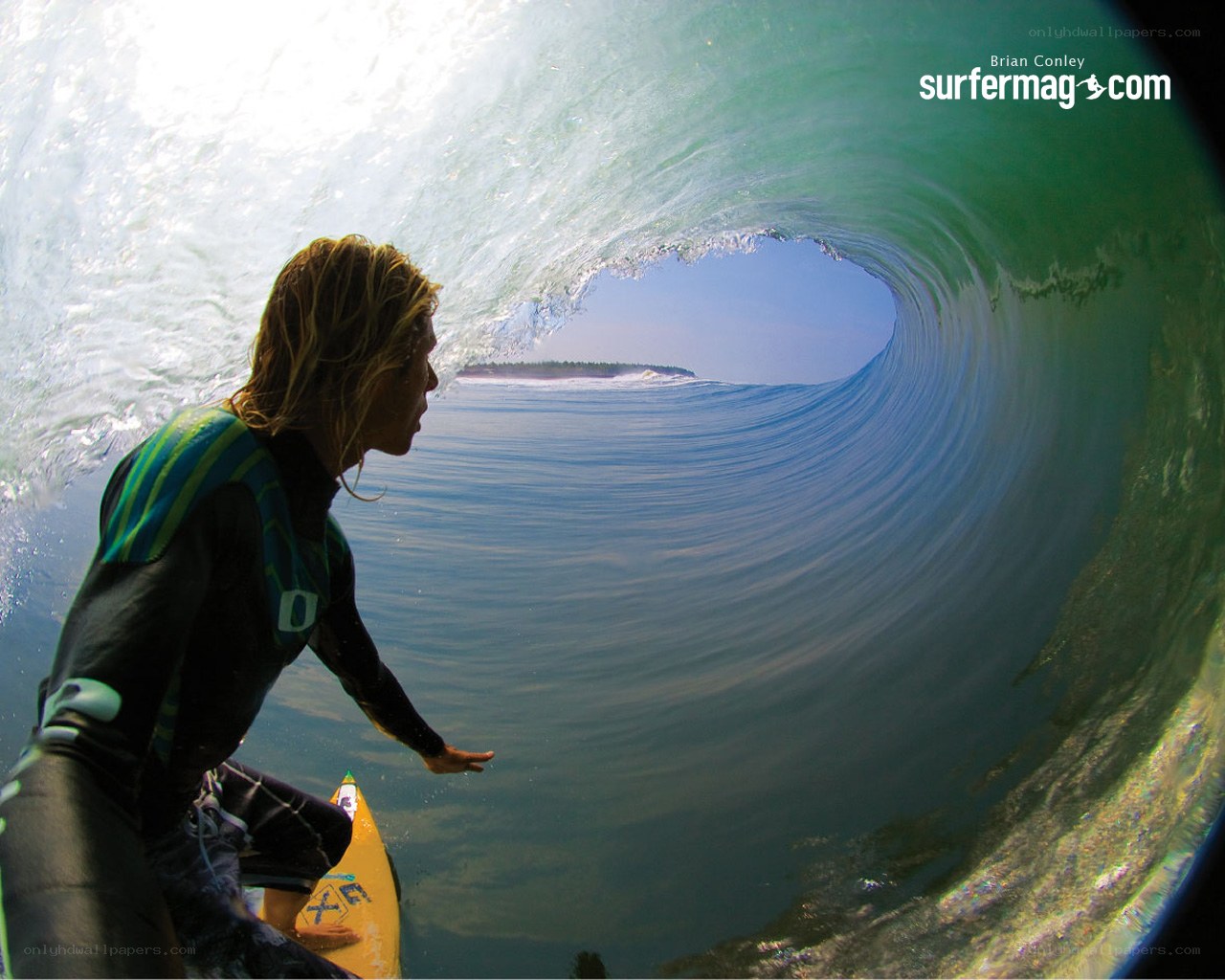 surfer in wave tunnel