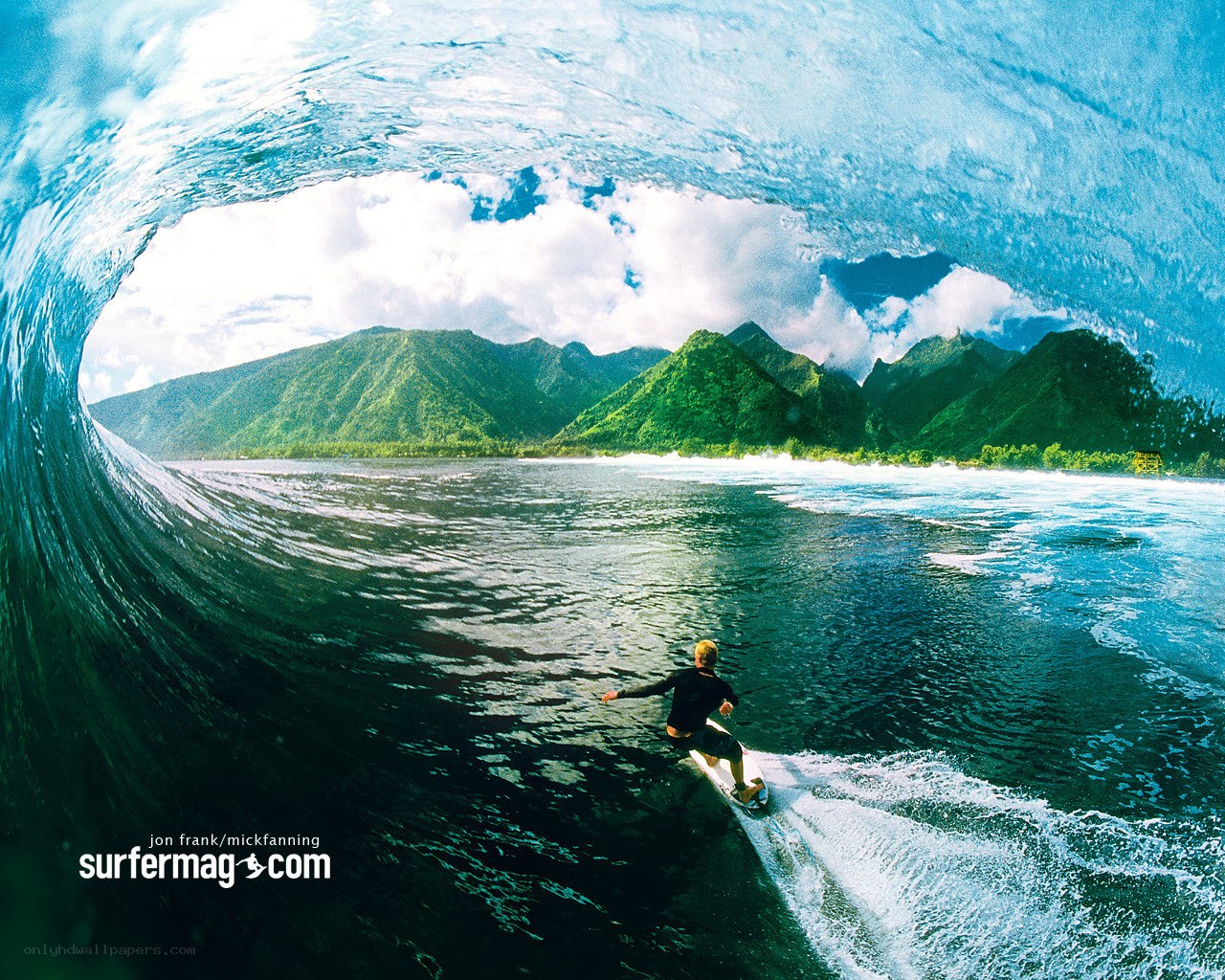 surfer in wave tunnel