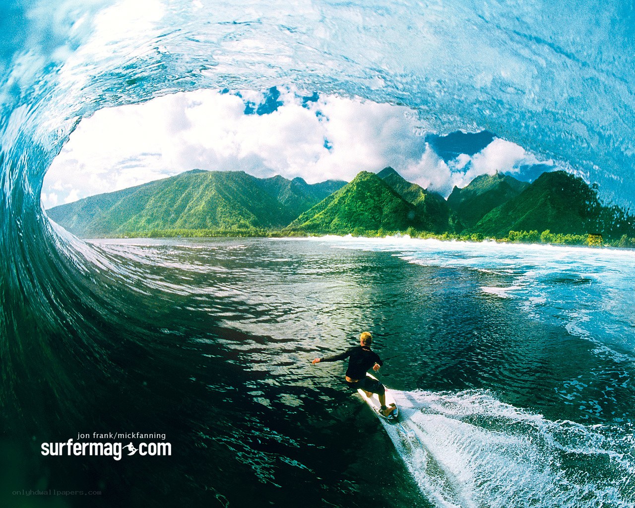 surfer in wave tunnel