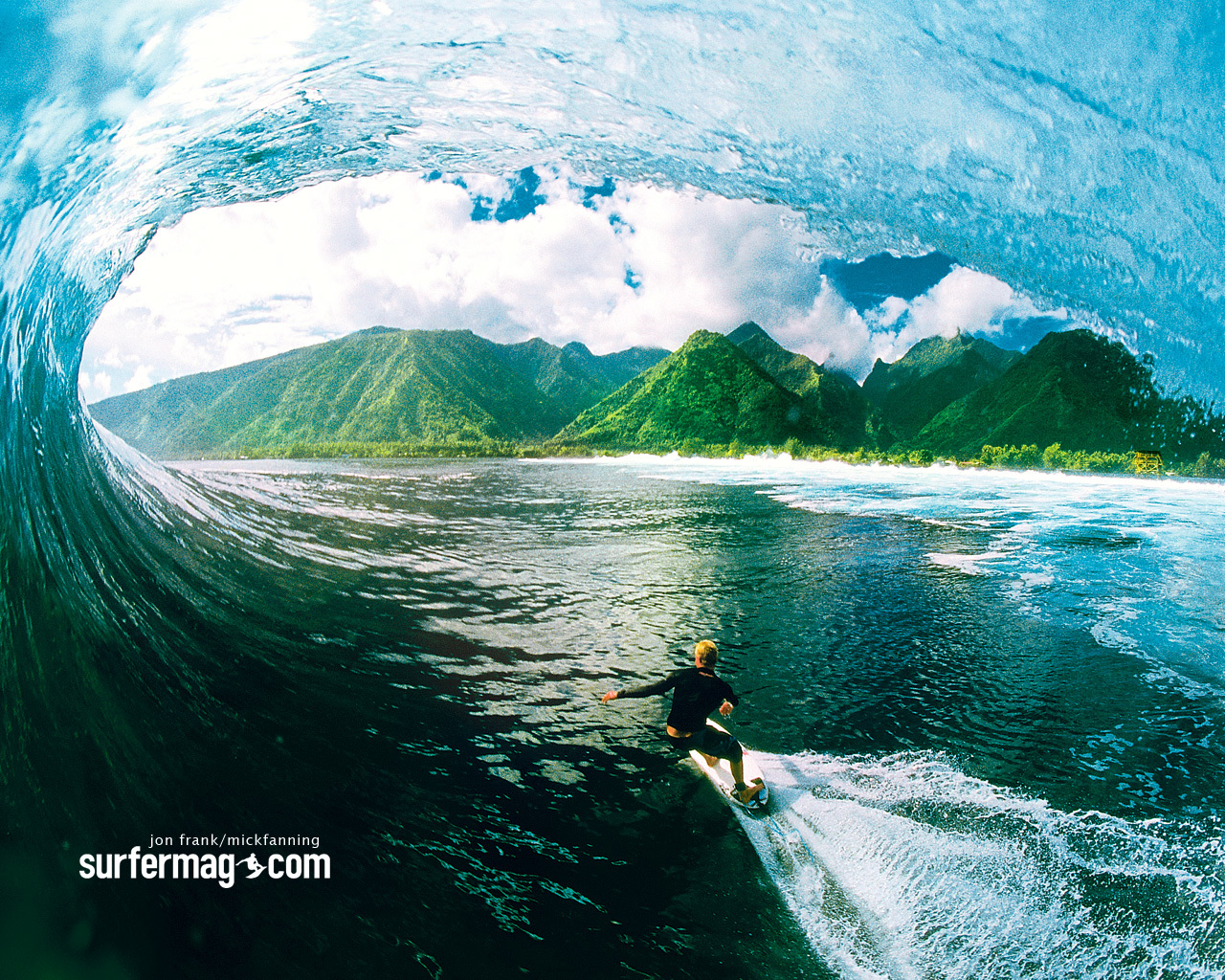 surfer in wave tunnel