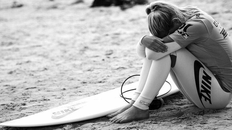 Surfer Sitting on Beach — Black