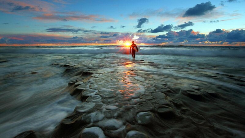 Surfer Walking on Beach — Blue