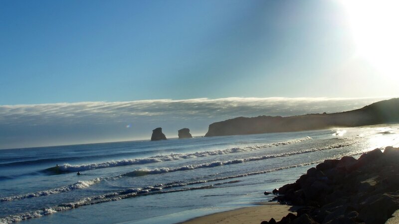 Surfers at Rocky Beach — Blue