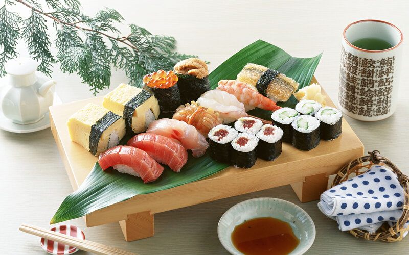 Sushi Platter on Wooden Tray — Brown