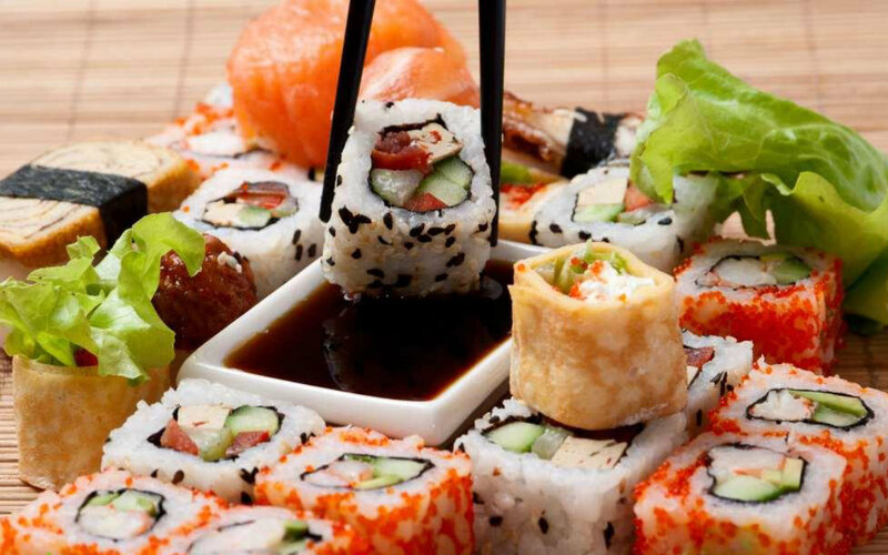 Sushi Platter with Soy Sauce — White