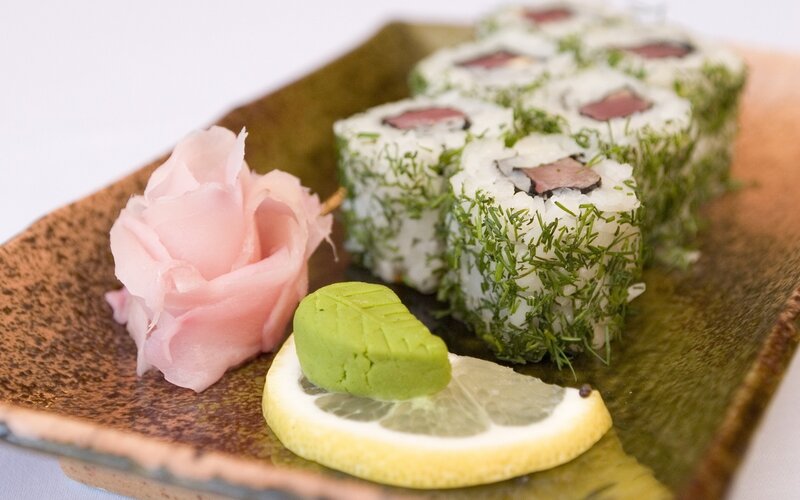 Sushi Rolls on Plate — Green