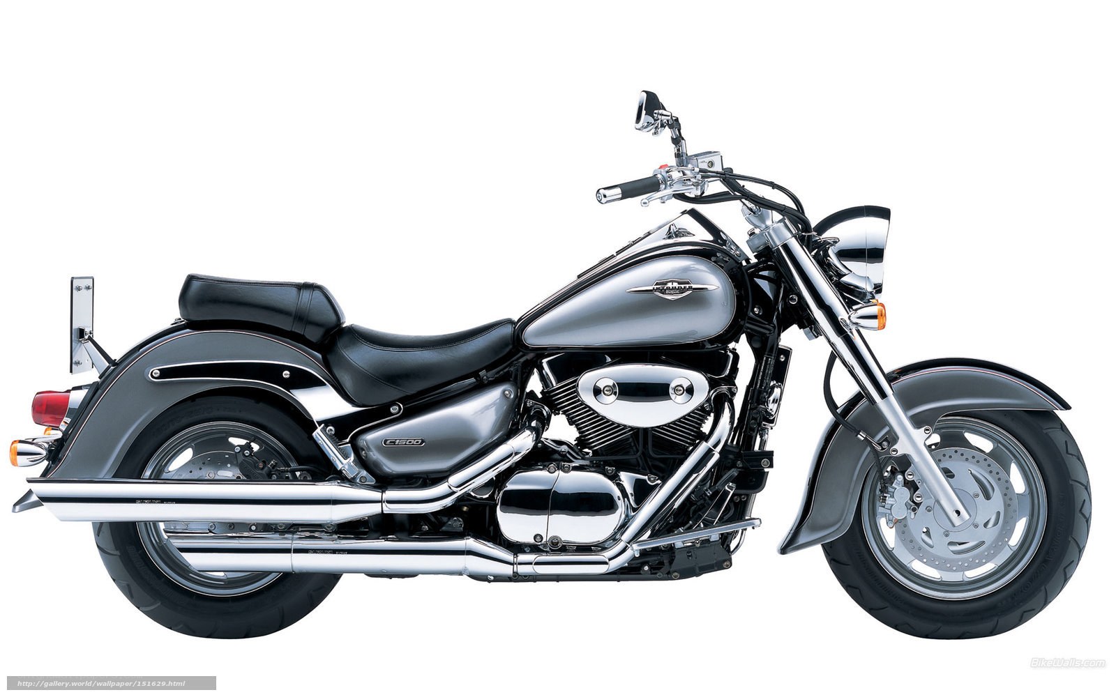 Suzuki C1500 motorcycle