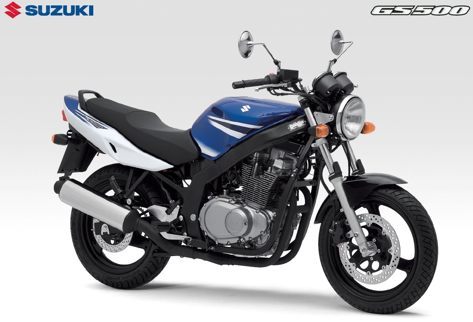 Suzuki GS500 motorcycle