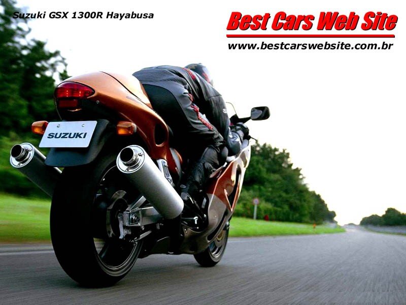 Suzuki GSX 1300R Hayabusa in motion