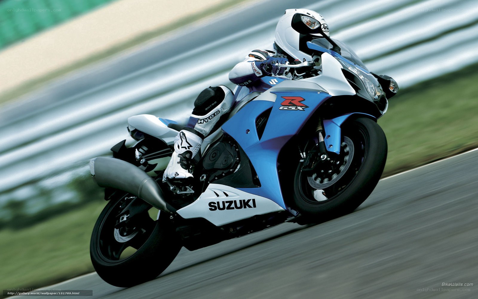 Suzuki GSX-R on a racetrack