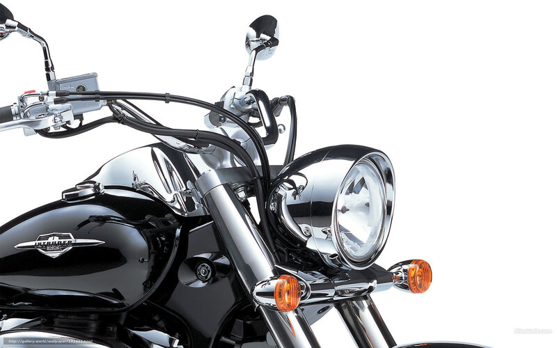 Suzuki Intruder motorcycle front