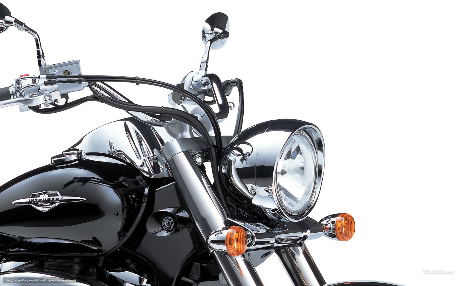 Suzuki Intruder motorcycle front