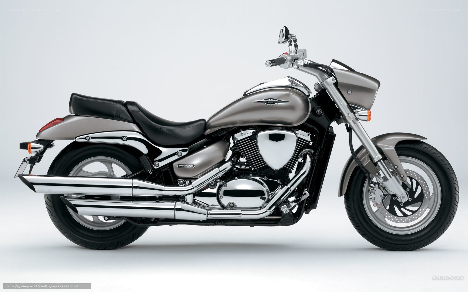 Suzuki M800 motorcycle