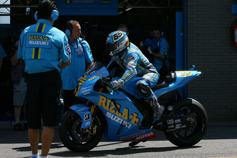 Suzuki racing team in pit lane