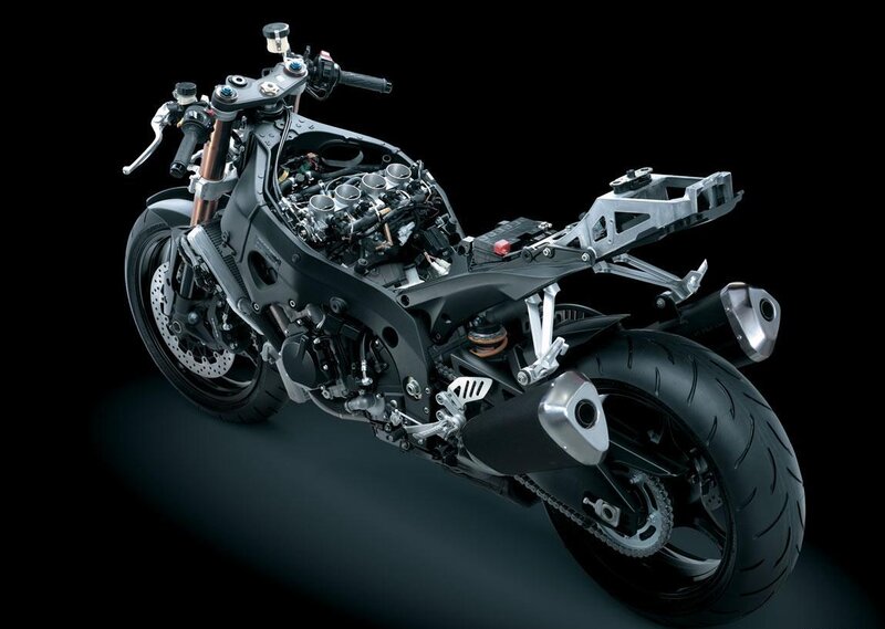 suzuki sport motorcycle engine