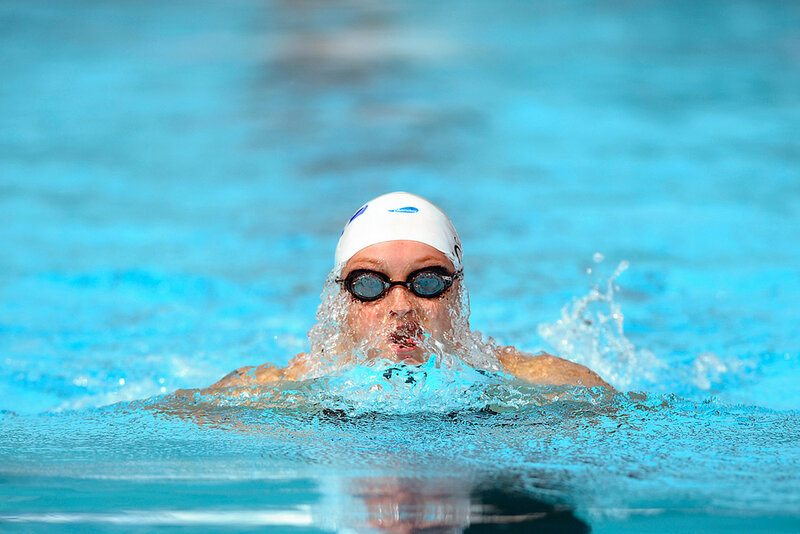 Swimmer in Pool — Blue, Active