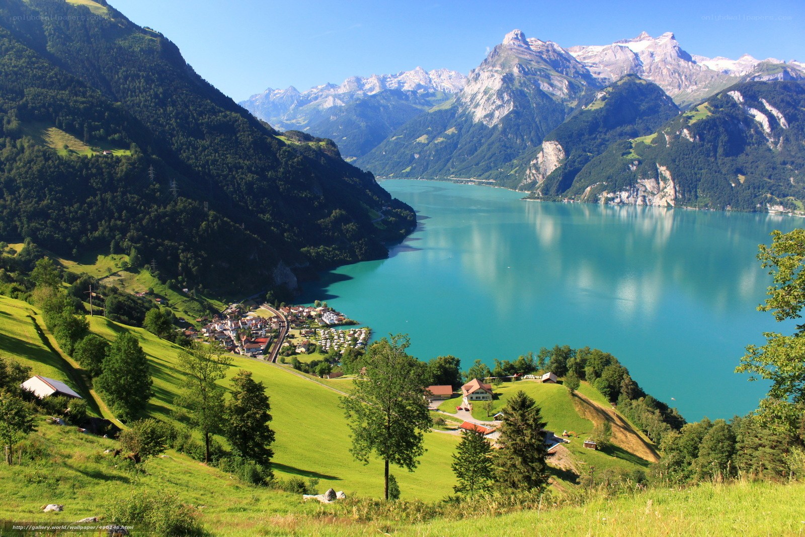 Swiss lake and mountain landscape