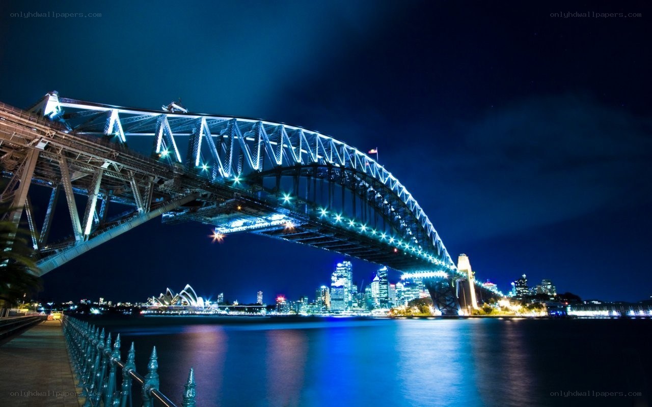 Sydney Harbour Bridge at night