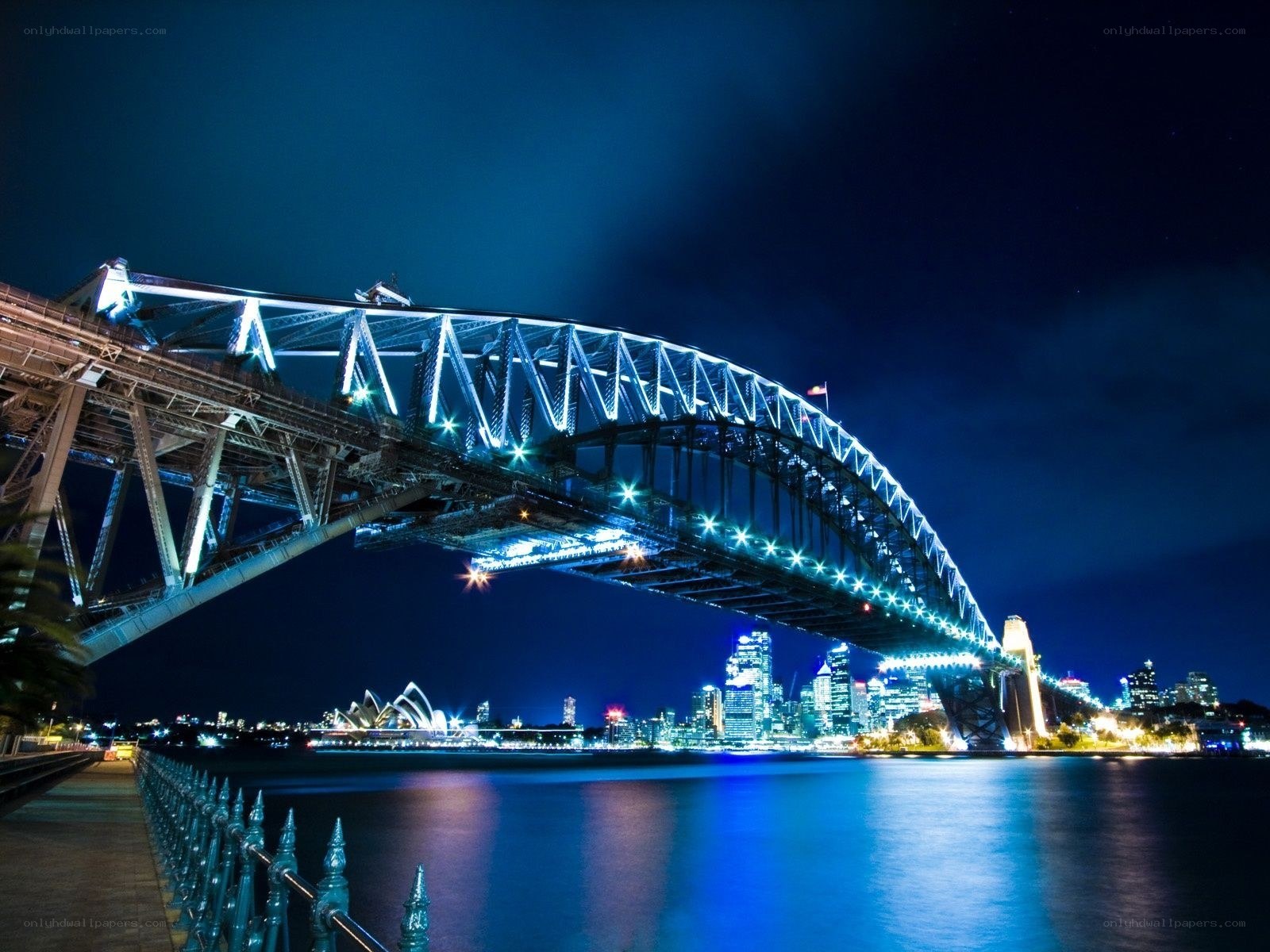 Sydney Harbour Bridge at night