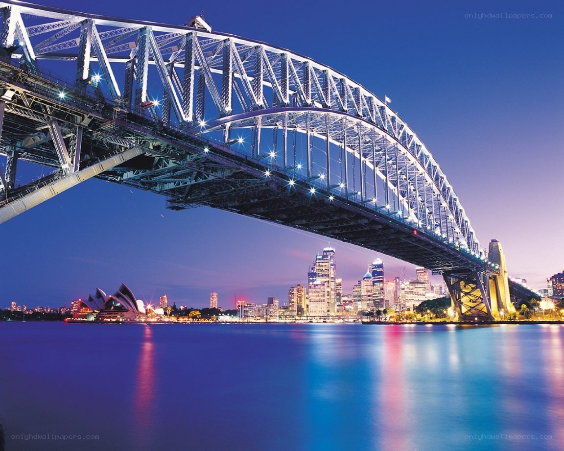 Sydney Harbour Bridge at night