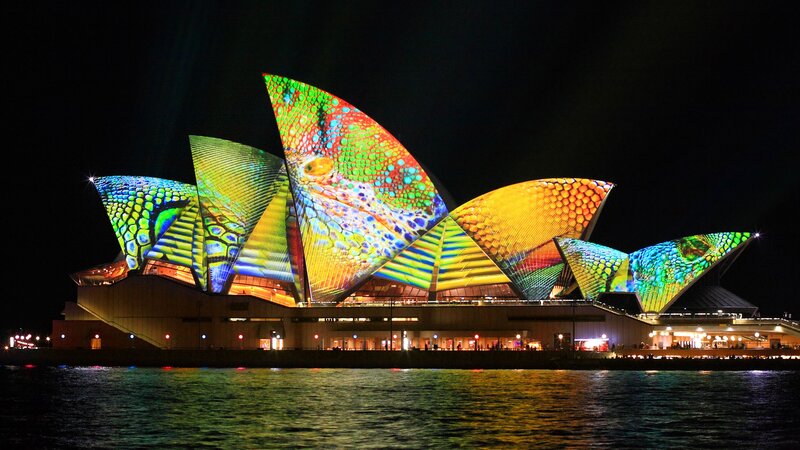 Sydney Opera House — Green, Dramatic