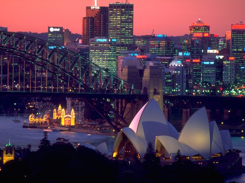 Sydney Opera House — Pink
