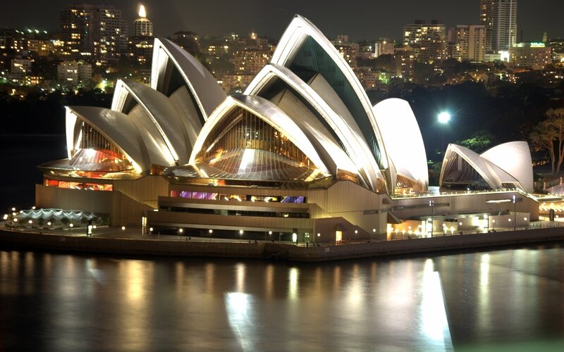 Sydney Opera House — White, Dramatic, Night