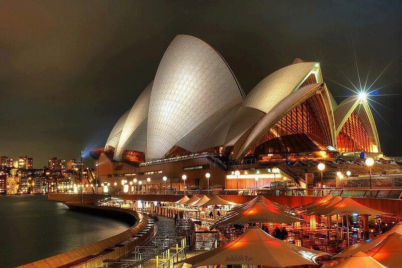 Sydney Opera House — White, Dramatic