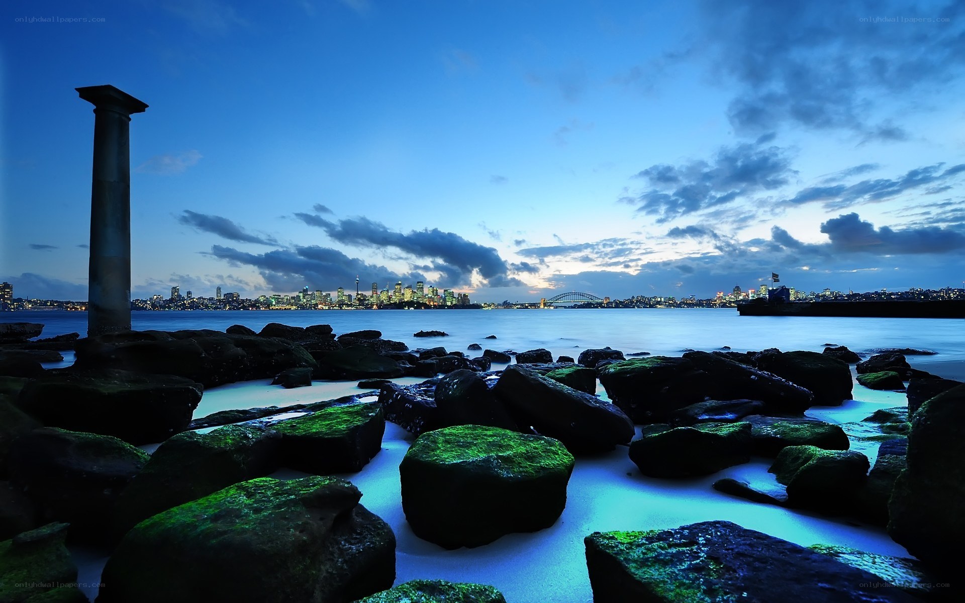Sydney skyline at dusk