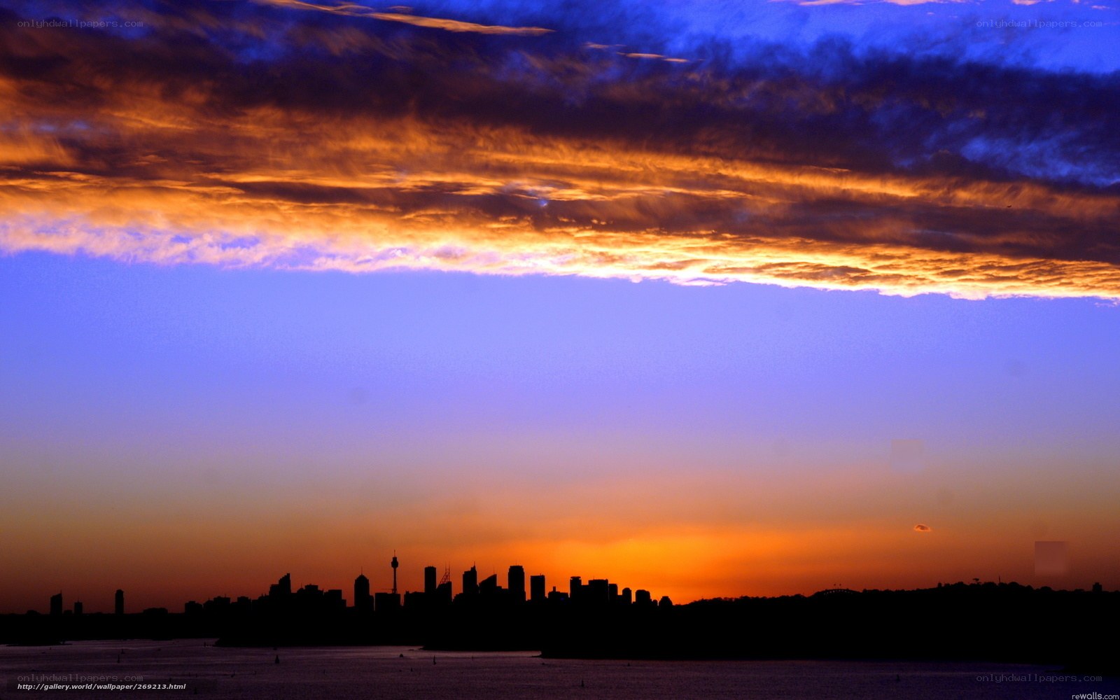 Sydney skyline at sunset