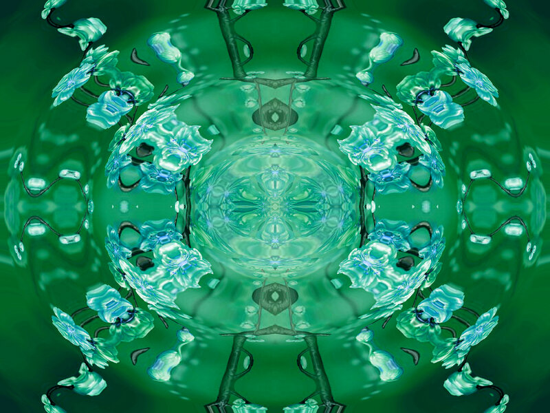 Symmetrical Green Floral Pattern