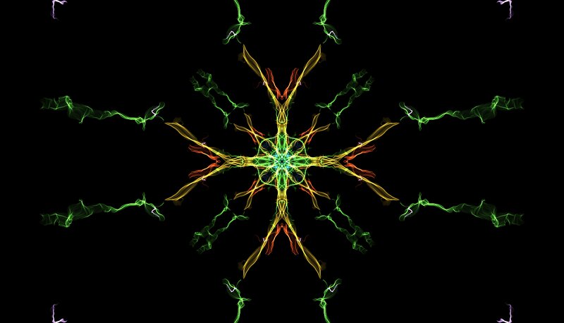 Symmetrical Light Pattern — Green