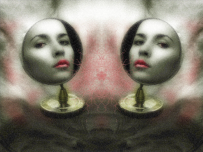 Symmetrical mirror portraits
