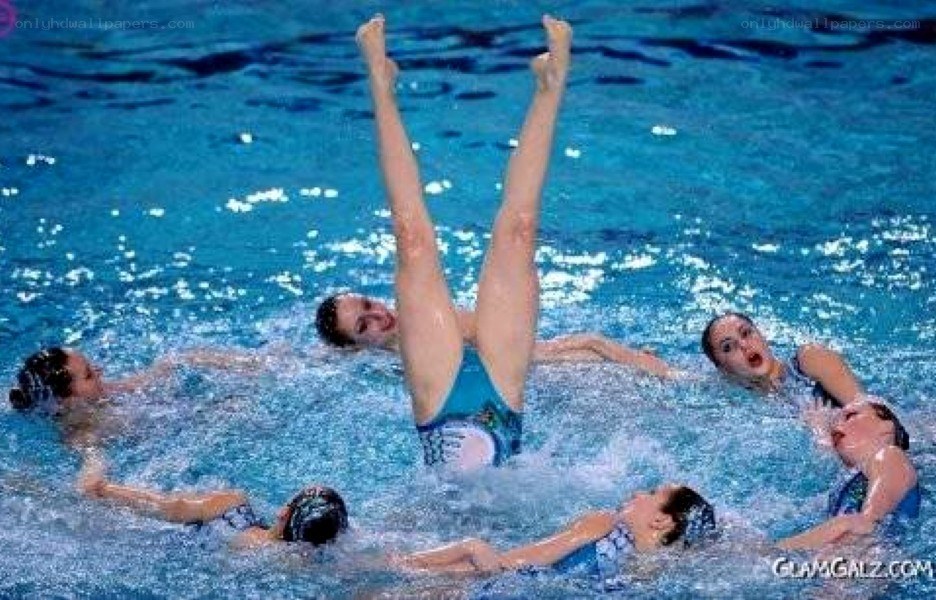 synchronized swimming performance