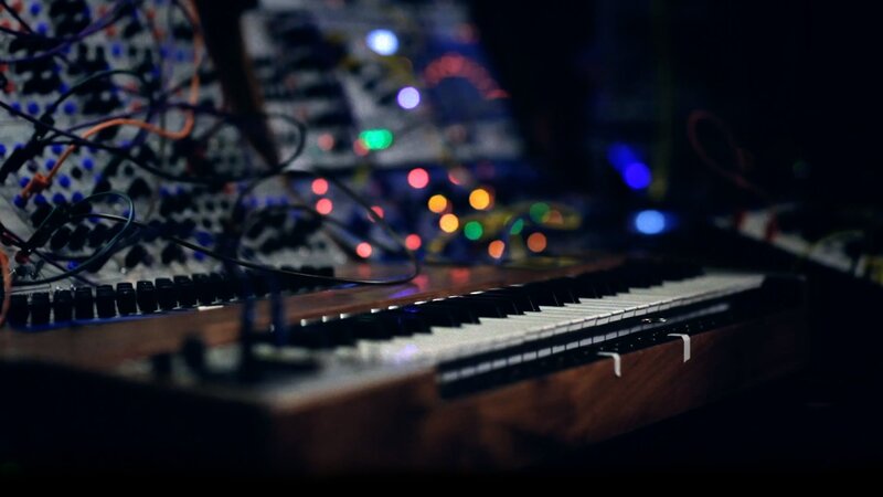Synthesizer Keyboard