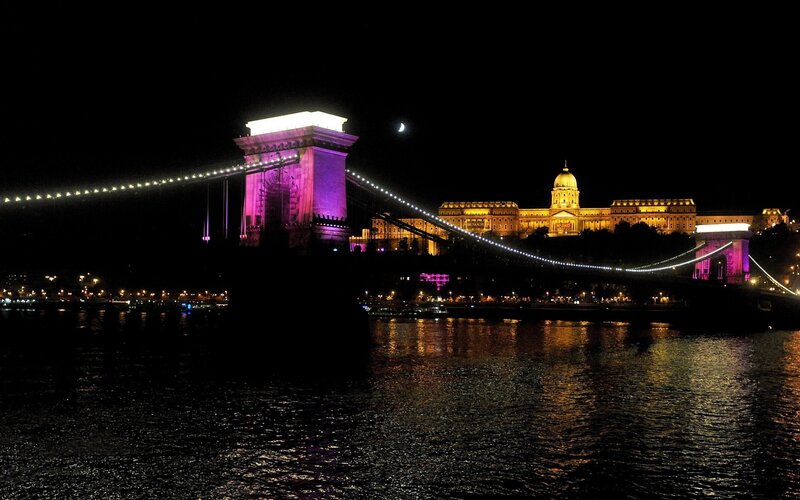 Szechenyi Chain Bridge