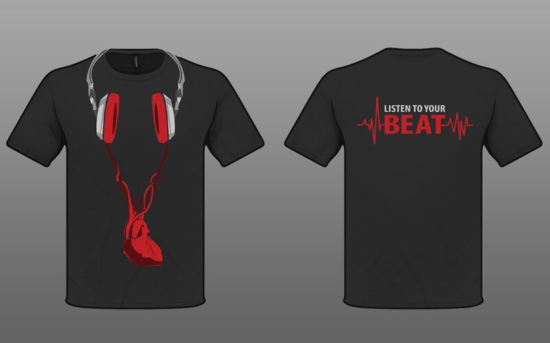 T-shirt with heart and headphones