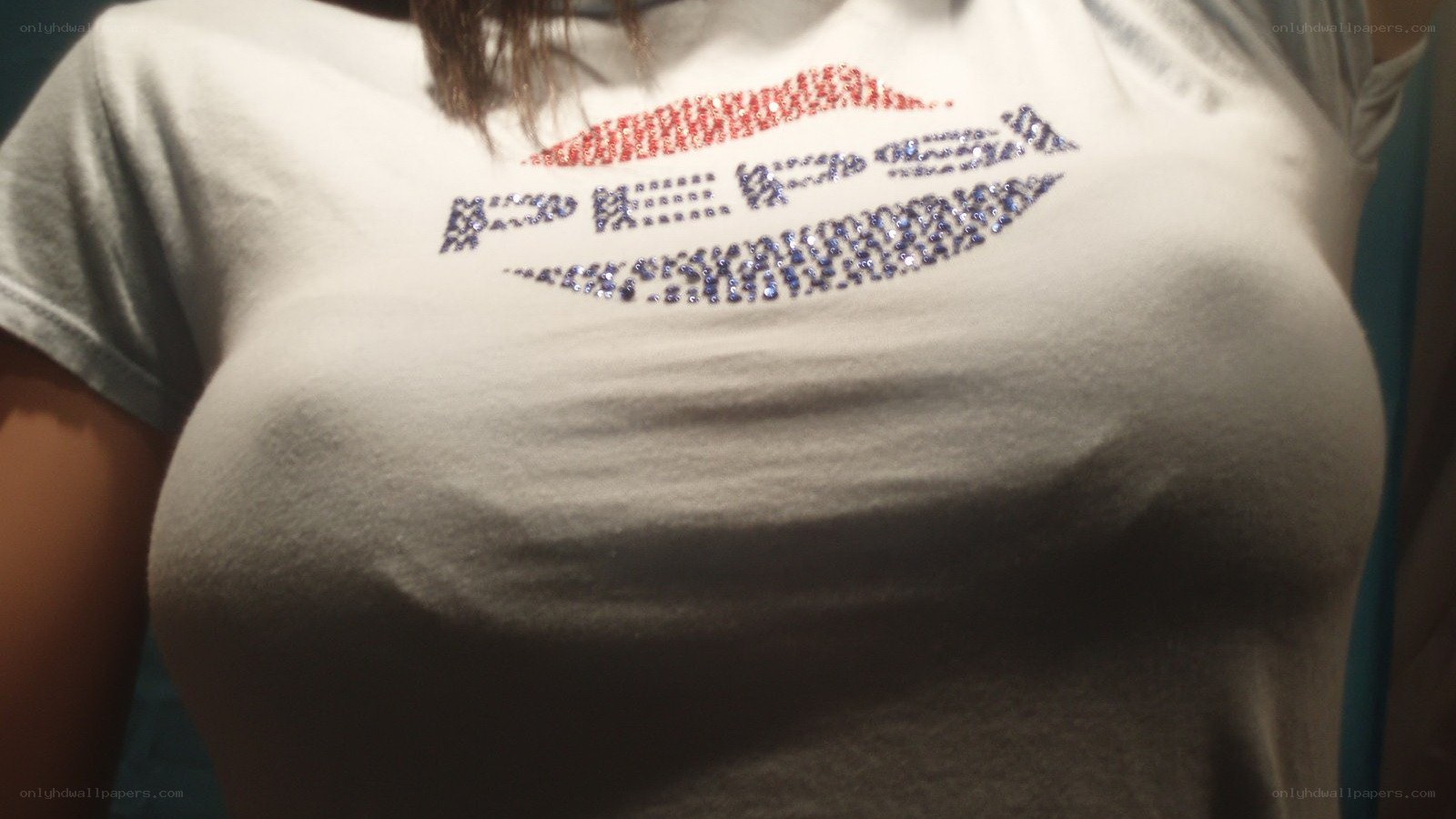 t-shirt with rhinestone design