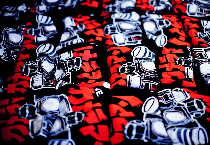 t-shirts with robot design