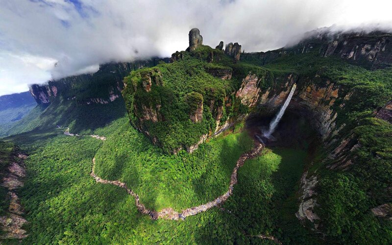 Table-top Mountain with Waterfall — Green