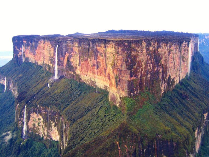 Table-top Mountain with Waterfalls — Green