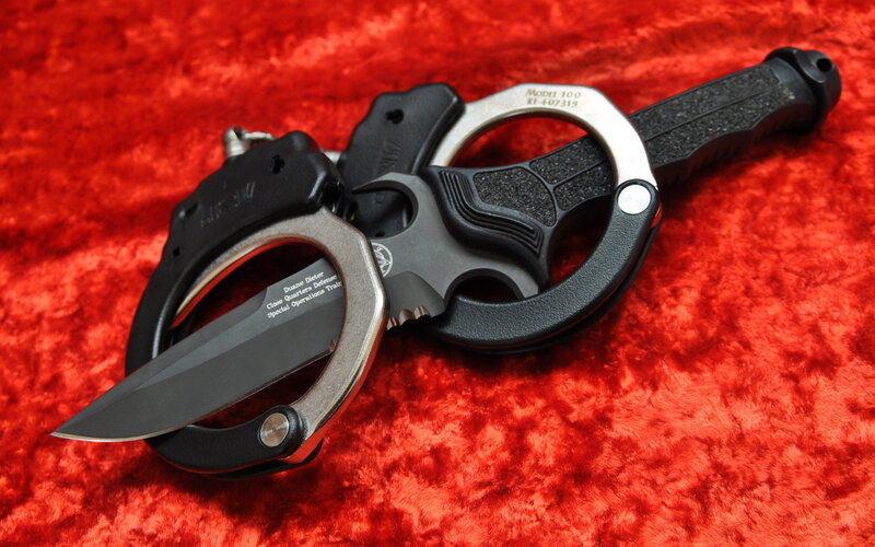 Tactical Knife and Handcuffs — Red