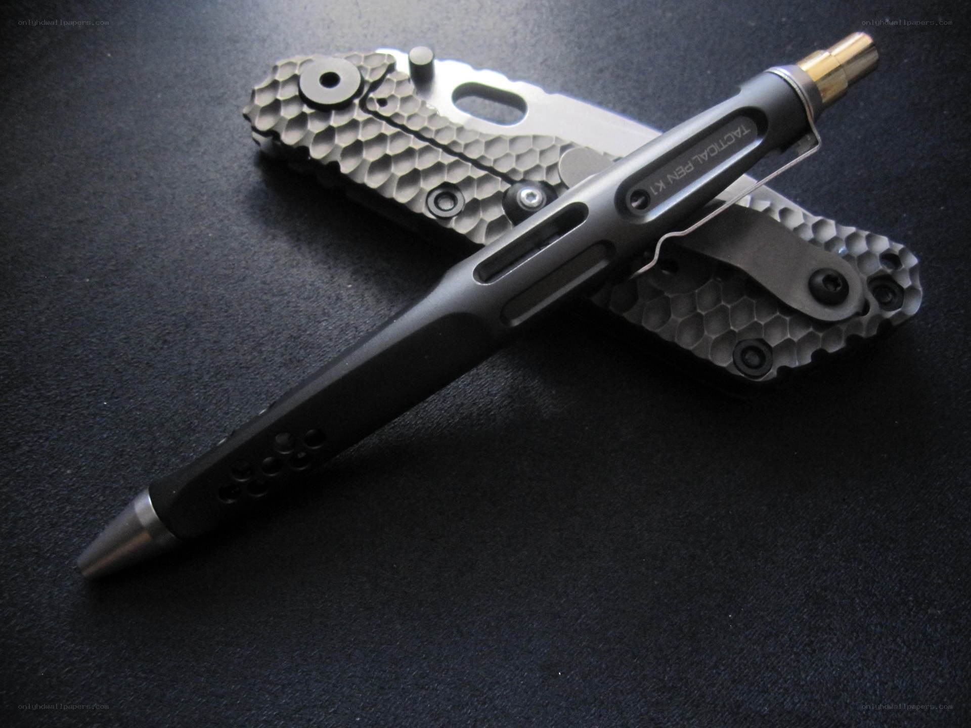 tactical pen and knife set