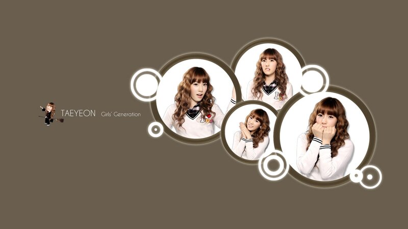 Taeyeon in School Uniform