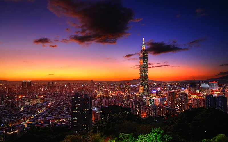 Taipei 101 at Dusk — Purple